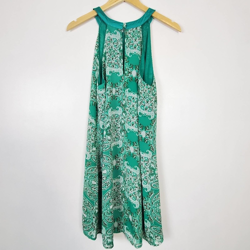 Umgee halter dress green paisley pattern - Picture 2 of 7